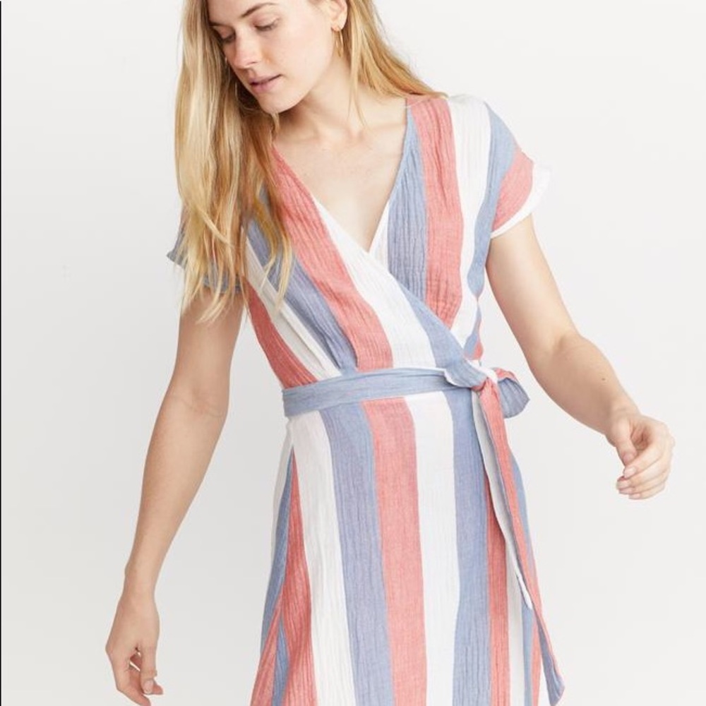 Cute summery maxi dress from marine layer